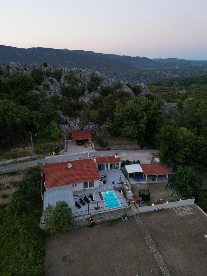 Villa Zrinka **** Svinisce Экстерьер фото
