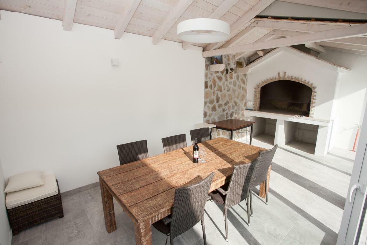 Villa Zrinka **** Svinisce Экстерьер фото